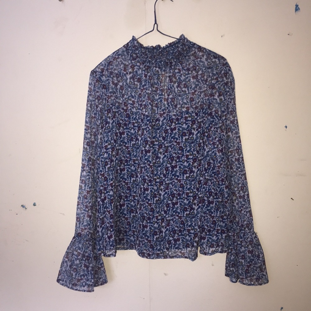 Bell Sleeve Top